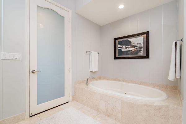 Esplanade Grande, 201 S Narcissus Ave #1403, West Palm Beach, Florida 33401, image 2