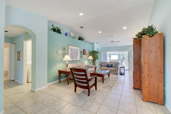 Crystal Pointe At Coral Lakes, 12439 Crystal Pointe Dr #202, Boynton Beach, Florida 33437, image 3