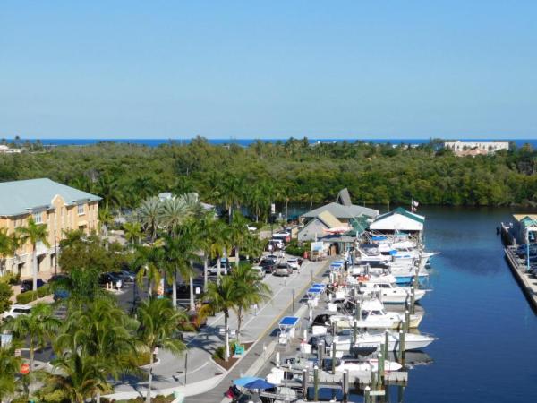 Marina Village At Boynton Beach, 100 NE 6th St #205, Boynton Beach, Florida 33435, image 2