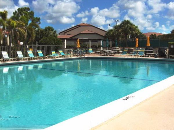 Park Pointe, 3380 Lucerne Park Dr, Greenacres, Florida 33467, image 1