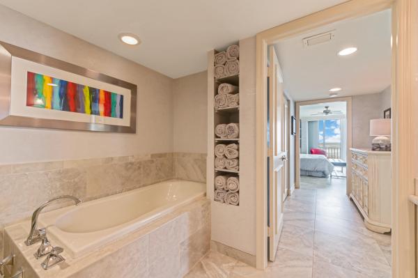 Beach Sound, 19930 Beach Rd #301, Jupiter, Florida 33469, image 1