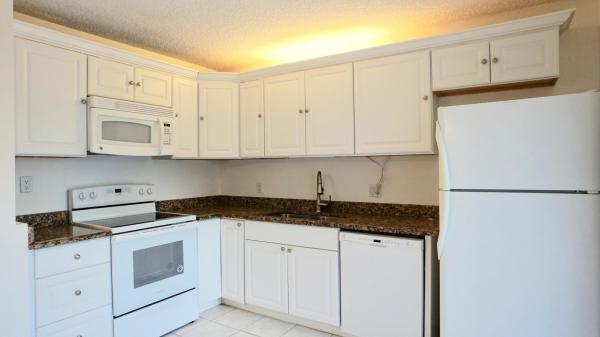 Sandalwood Estates, 520 5th Ct, Palm Beach Gardens, Florida 33410, image 3