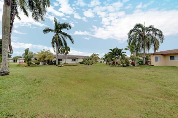 Delray Villas 4 & 5, 13646 Whippet Way E, Delray Beach, Florida 33484, image 2