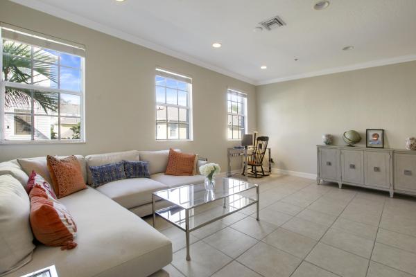 356 W Thatch Palm Cir #102, Jupiter, Florida 33458, image 1