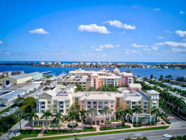 336 Moorings Dr, Lantana, Florida 33462, image 2