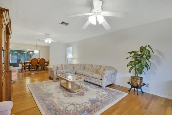 Bent Tree Villas East, 9995 Ligustrum Tree Way #B, Boynton Beach, Florida 33436, image 2