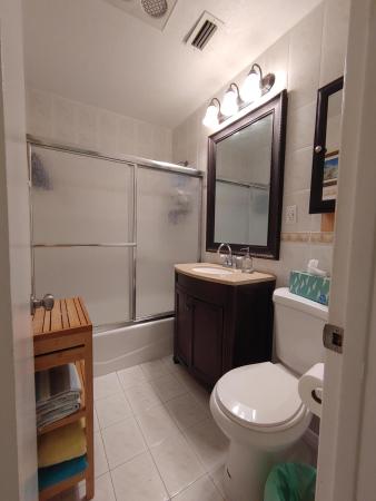 Golfview Heights, 2332 Lark Ln, West Palm Beach, Florida 33409, image 1