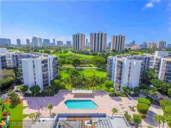 Biscaya, 20500 W Country Club Dr #201, Aventura, Florida 33180, image 2