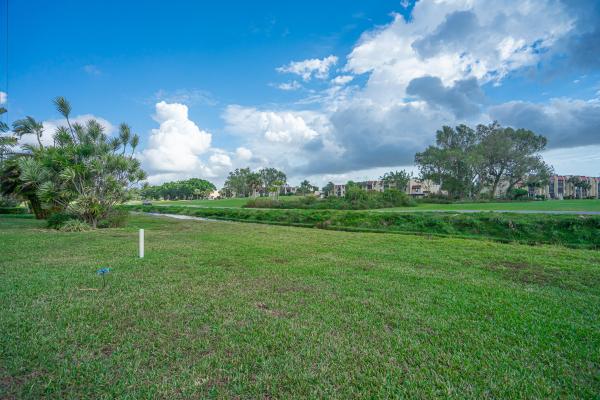 Lucerne Lakes Golf Colony, 4682 Lucerne Lakes Blvd E #105, Lake Worth, Florida 33467, image 1