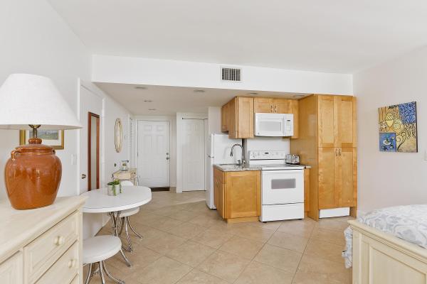 Tennis Lodges, 11863 Wimbledon Cir #412, Wellington, Florida 33414, image 1