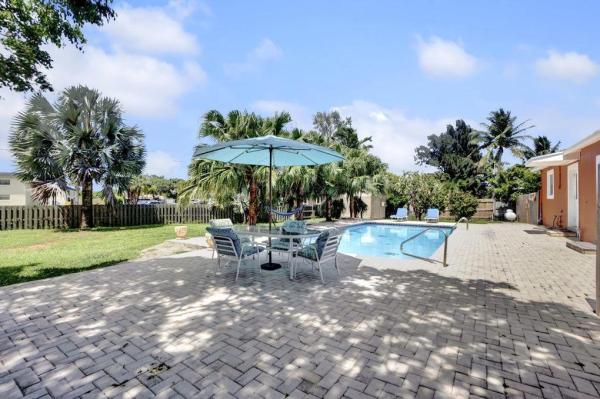 Palm Springs Village, 161 Cayman Dr, Palm Springs, Florida 33461, image 1