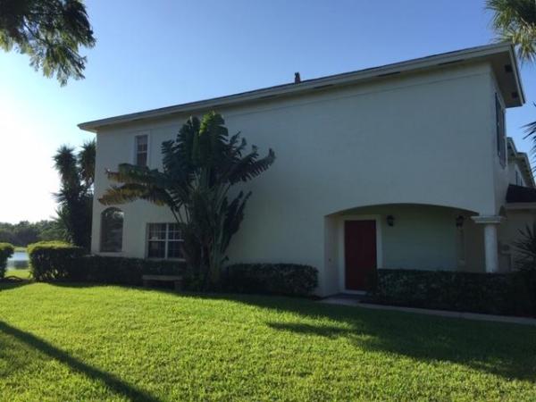 Emerald Lake Townhomes, 4316 Emerald Vis, Lake Worth, Florida 33461, image 2
