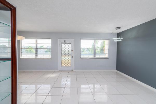 Yarmouth At Century Village, 3013 Yarmouth A, Boca Raton, Florida 33434, image 3