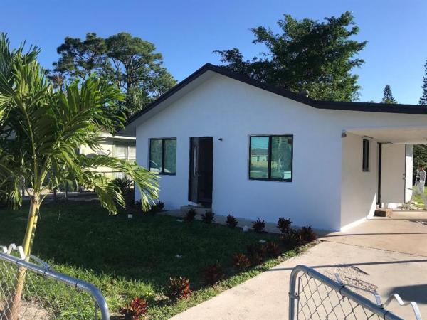 Greenacres No HOA, 118 Walker Ave, Greenacres, Florida 33463, image 2
