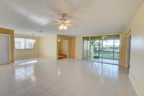 Carriage Gate, 9810 Nickels Blvd #1001, Boynton Beach, Florida 33436, image 2