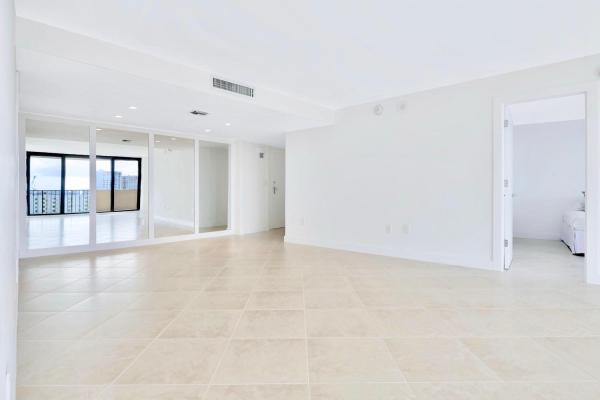 Trianon, 1200 S Flagler Dr #1206, West Palm Beach, Florida 33401, image 2