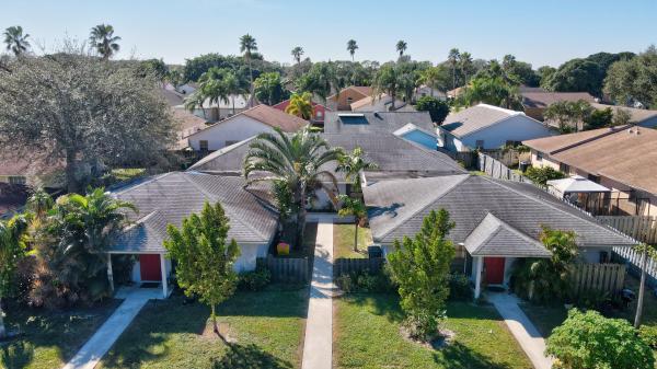 South Shore Of Wellington, 1311 The 12th Fairway, Wellington, Florida 33414, image 2