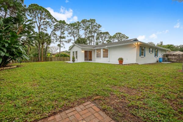 Indian River Estates, 5902 Seagrape Dr, Fort Pierce, Florida 34982, image 2