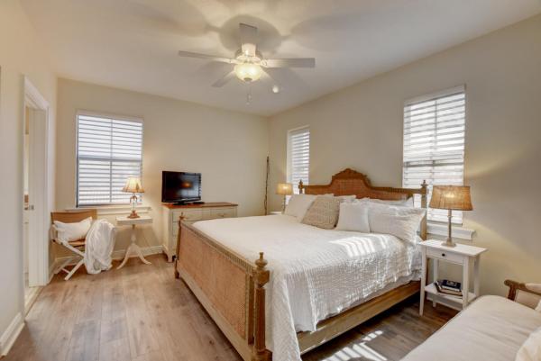 Boca Harbour, 811 Appleby St, Boca Raton, Florida 33487, image 1