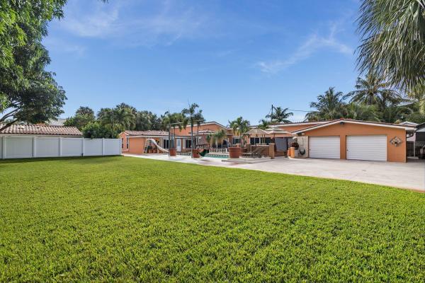 Miramar Shores, 223 Summa St, West Palm Beach, Florida 33405, image 2