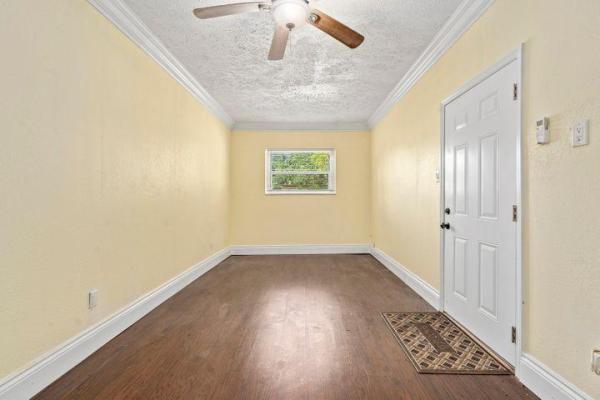 Pinewood, 1016 Chipola Rd, Fort Pierce, Florida 34950, image 2