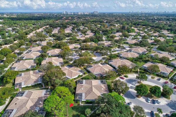 Sun Terrace At The Oaks, 6701 Geminata Oak Ct, Palm Beach Gardens, Florida 33410, image 2