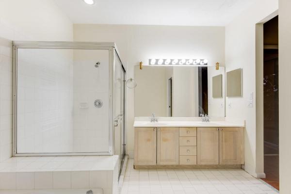 Bermuda Isle At Aberdeen, 8247 Horseshoe Bay Rd, Boynton Beach, Florida 33472, image 1