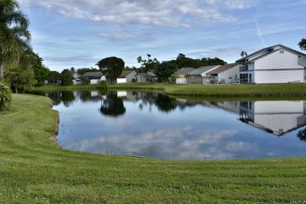 Lakeside Green, 4070 Clearview Ter, West Palm Beach, Florida 33417, image 1