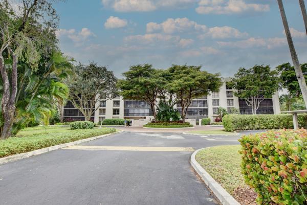 Laurel Oaks At Boca West Country Club, 20080 Boca West Dr #427, Boca Raton, Florida 33434, image 1