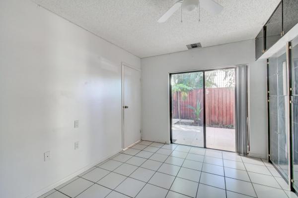 Embassy Park, 1700 Embassy Dr #510, West Palm Beach, Florida 33401, image 2