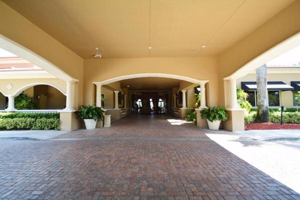 Valencia Lakes, 7816 San Isidro St, Boynton Beach, Florida 33437, image 2