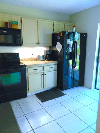 Indian Trail Villas, 114 Conaskonk Cir, Royal Palm Beach, Florida 33411, image 1