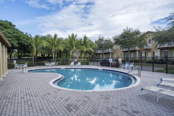 Canterbury At Quantum Village, 600 NW 26th Ave, Boynton Beach, Florida 33426, image 1