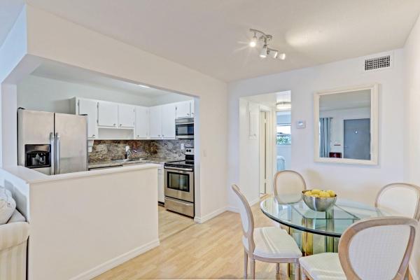 Shore Club, 100 Shore Ct #205, North Palm Beach, Florida 33408, image 1