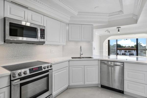 Washington Tower, 2000 Presidential Way #504, West Palm Beach, Florida 33401, image 3