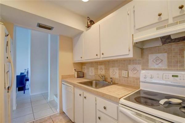 Lavers Delray Racquet Club, 755 Dotterel Rd #1501, Delray Beach, Florida 33444, image 2