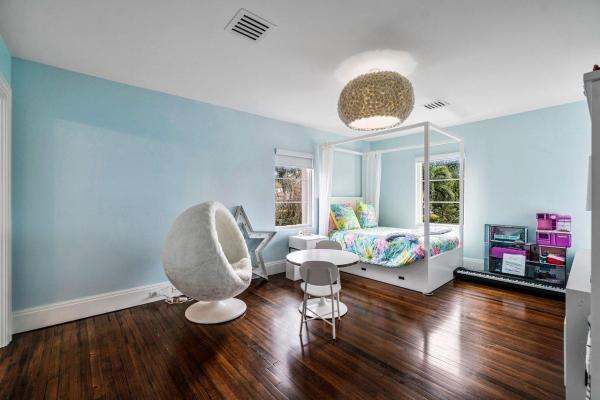 Boulevard Estates, 145 Kings Rd, Palm Beach, Florida 33480, image 2