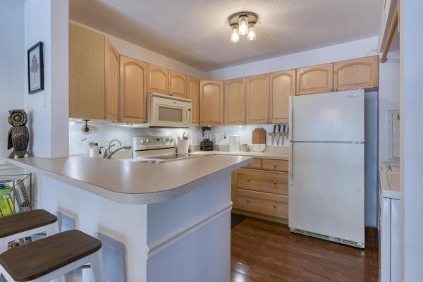 Cedar Gardens Townhouses, 3540 Gardens East Dr #B, Palm Beach Gardens, Florida 33410, image 2