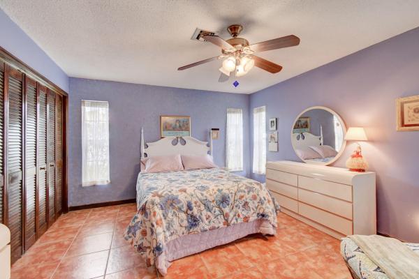 Palm Beach National Golf & Country Club Estates, 7167 Bobalink Ct, Lake Worth, Florida 33467, image 1