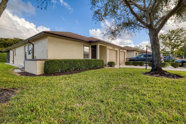 Concord Green, 20978 Concord Green Dr E, Boca Raton, Florida 33433, image 3
