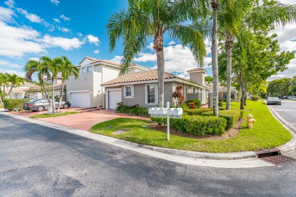 Addison Court At Wyndham Lakes, 5603 NW 118th Dr, Coral Springs, Florida 33076, image 3