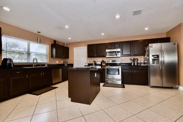 Floresta Pointe, 401 SE Volkerts Ter Ter, Port St. Lucie, Florida 34953, image 1