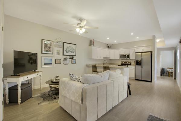 Estates Of South Palm Beach, 335 Kenilworth Blvd, West Palm Beach, Florida 33405, image 1