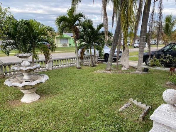 Ixora Park, 4376 Lilac Cir, Lake Worth, Florida 33461, image 2