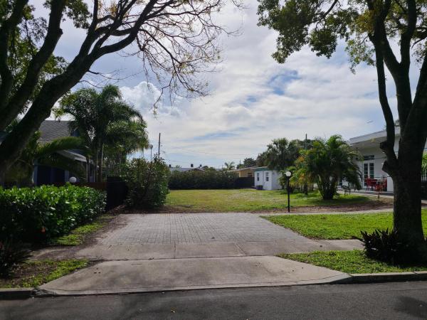 Moss & Heisler, 504 N St, West Palm Beach, Florida 33401, image 1
