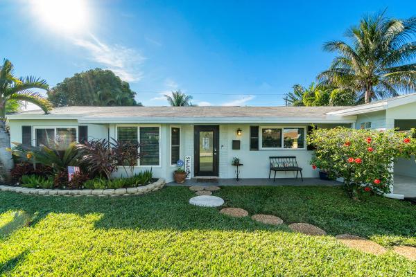 Boca Islands, 250 SW 13th St, Boca Raton, Florida 33432, image 1