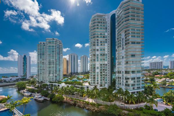 Parque Towers, 300 Sunny Isles Blvd #4-906, Sunny Isles Beach, Florida 33160, image 1