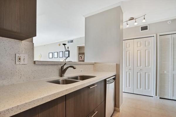 The Tower At CityPlace, 651 Okeechobee Blvd #907, West Palm Beach, Florida 33401, image 1