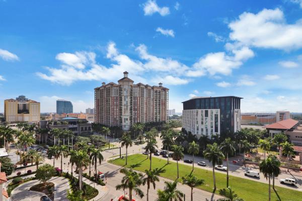 The Tower At CityPlace, 651 Okeechobee Blvd #907, West Palm Beach, Florida 33401, image 2