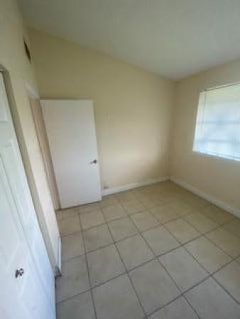 Lakeview Gardens, 100 Nottingham Cir #J, Greenacres, Florida 33463, image 2